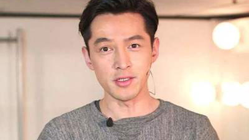 顶流男星与女歌手恋情曝光？双方工作室缄默引发粉丝震荡