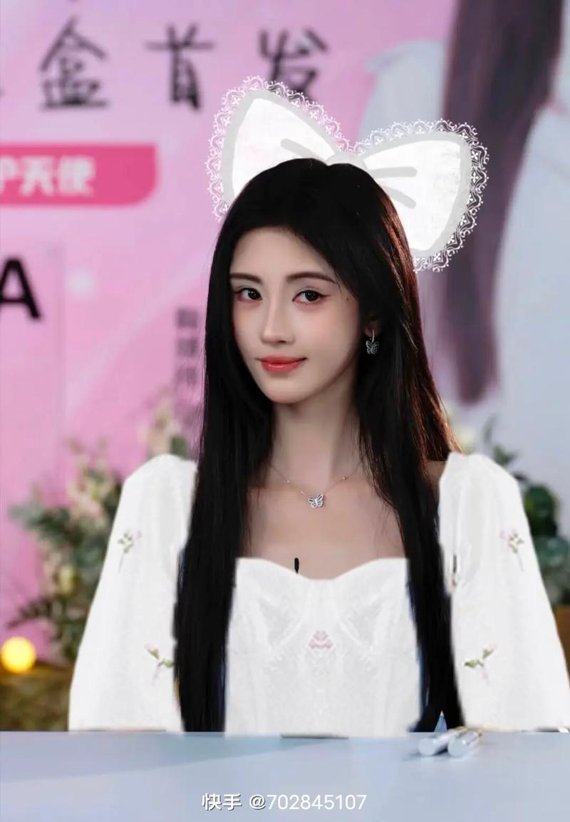 鞠婧祎