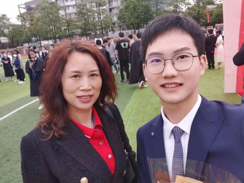 周柯宇